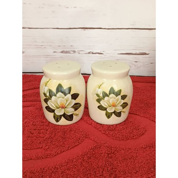 Vintage Shaker And Thangs 3 Piece Magnolia Blossom Set 1 Pitcher and 2 Shakers - Picture 3 of 8